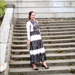 🖤Dainty Jewell Lace Dress🖤